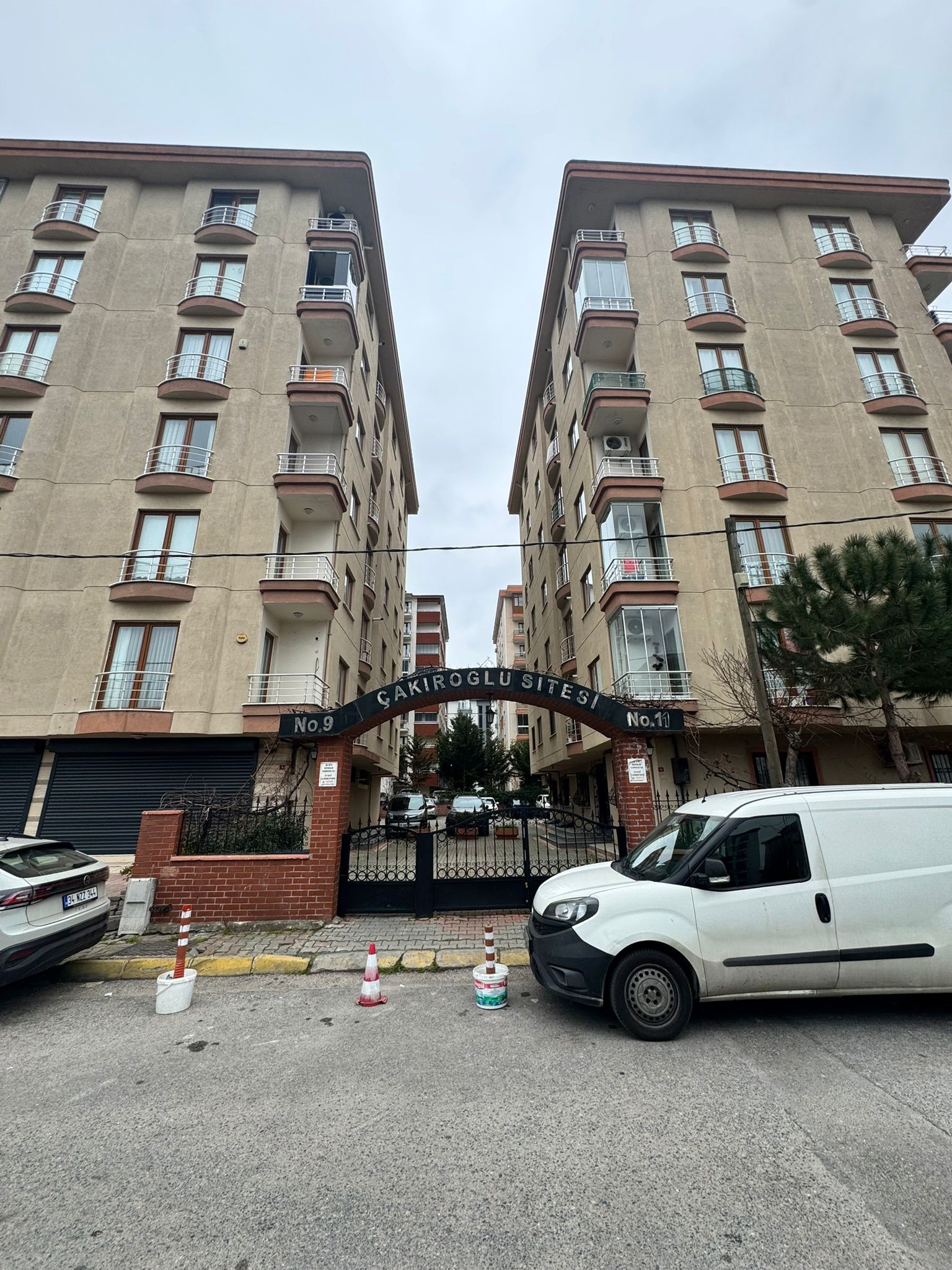 Çakıroğlu Sitesi